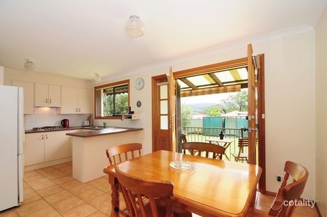 Property photo of 1/3 Waroo Place Bomaderry NSW 2541