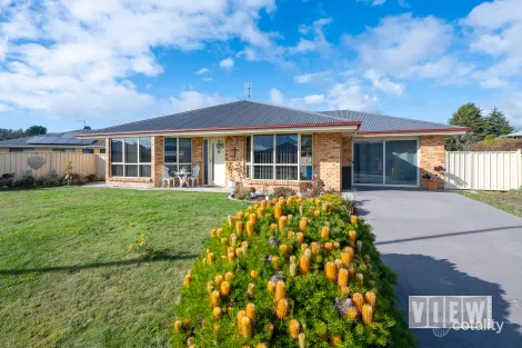 Property photo of 18 Mountain View Rise Latrobe TAS 7307