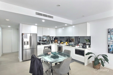 Property photo of 204/2 Saxby Close Botany NSW 2019