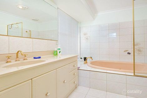 Property photo of 10 Tree Haven Vista Leeming WA 6149