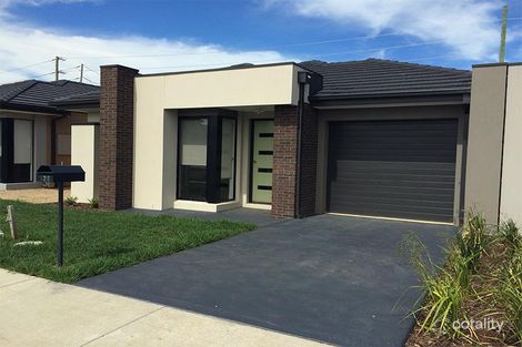 125 Wurrook Cct, North Geelong, VIC 3215