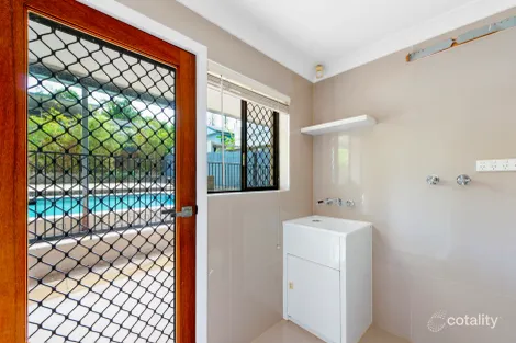 Property photo of 359 Ashmore Road Ashmore QLD 4214