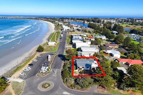 1 Bourne Ave, Port Fairy, VIC 3284