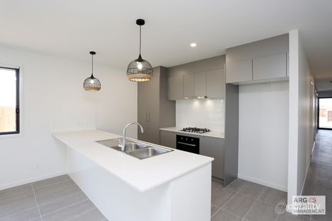 Property photo of 154 Andy Way Deebing Heights QLD 4306