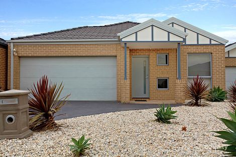 4 Citreus Cct, Brookfield, VIC 3338