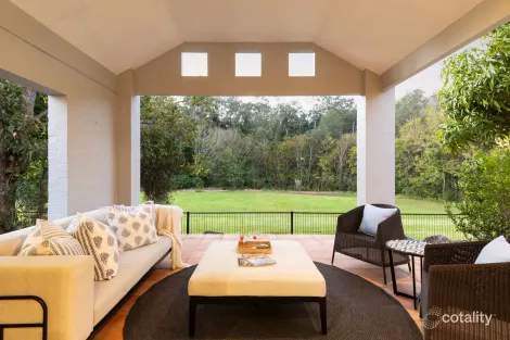 Property photo of 7 Brompton Place Brookfield QLD 4069