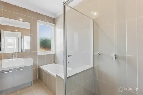 Property photo of 40 Bayside Avenue Edithvale VIC 3196