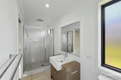 Property photo of 36 Village Circuit Eimeo QLD 4740