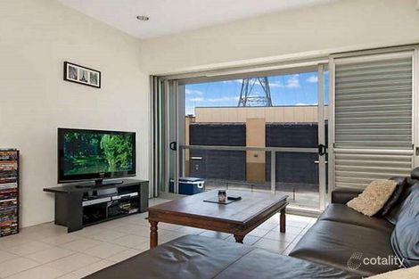 Property photo of 112/38 Skyring Terrace Teneriffe QLD 4005