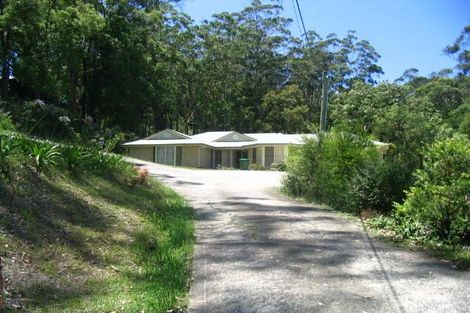 90 Chamberlain Rd, Wyoming, NSW 2250