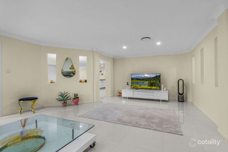 Property photo of 43 Joseph Place Sinnamon Park QLD 4073