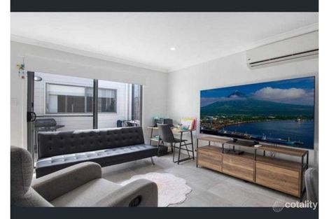 Property photo of 24 Cygnet Street Fitzgibbon QLD 4018