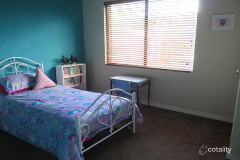 Property photo of 10 Breynia Link Halls Head WA 6210