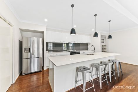 Property photo of 21 Featherbrook Circuit Cranbourne North VIC 3977