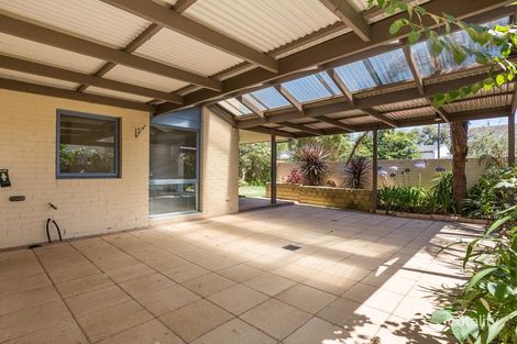 Property photo of 24 The Boulevard Patterson Lakes VIC 3197