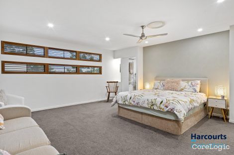 Property photo of 7013 Vista Drive Benowa QLD 4217