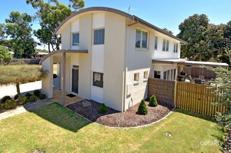 9 Ocean Mist Ct, St Leonards, VIC 3223