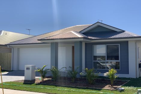 14 Whitsunday St, Newport, QLD 4020
