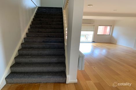 Property photo of 9 Ribbony Walk Maribyrnong VIC 3032