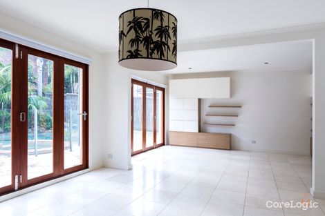 Property photo of 2 Rippon Grove Brighton VIC 3186