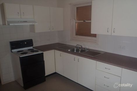Property photo of 18 Armstrong Crescent Dubbo NSW 2830