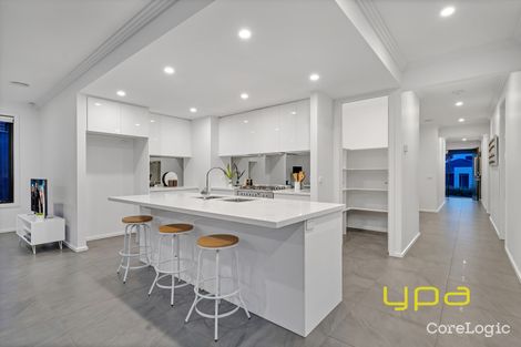 Property photo of 74 Ranfurlie Boulevard Cranbourne West VIC 3977