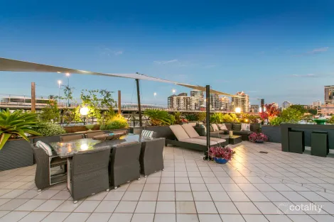 Property photo of 161 Main Street Kangaroo Point QLD 4169