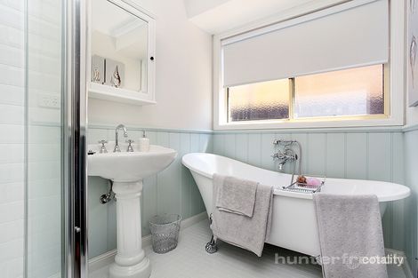 Property photo of 11 Warren Court Altona Meadows VIC 3028