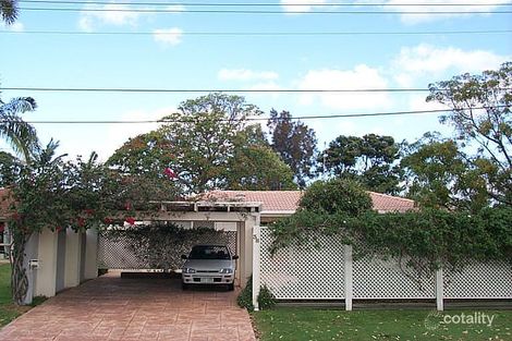 38 Moana Park Ave, Broadbeach Waters, QLD 4218