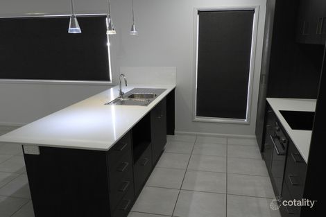 Property photo of 18 Sunhaven Boulevard Burdell QLD 4818
