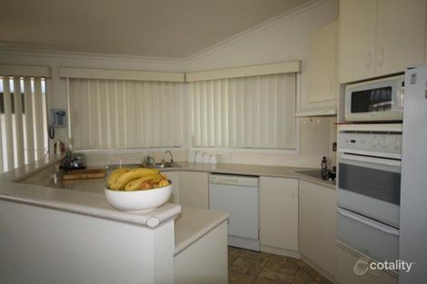 Property photo of 2 Osprey Place Estella NSW 2650