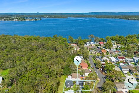 11 Apanie Cl, Summerland Point, NSW 2259