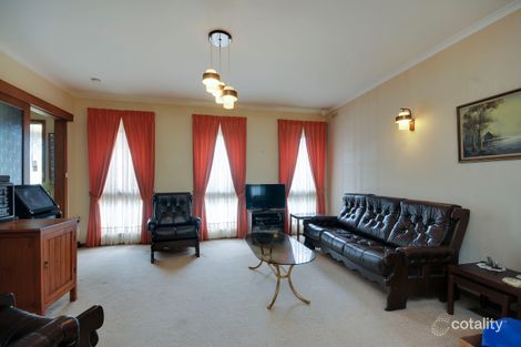 Property photo of 5 Josephine Court Traralgon VIC 3844