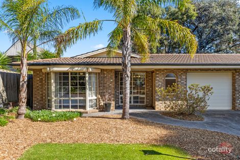 2/2 Sunnymeade Dr, Aberfoyle Park, SA 5159