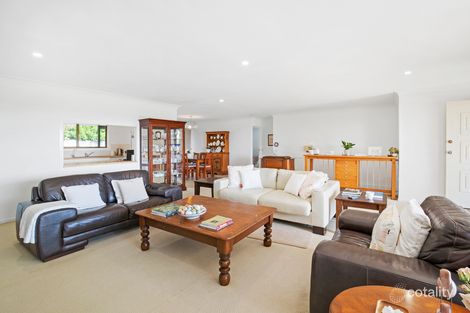 Property photo of 5 Summit Crescent Carrara QLD 4211