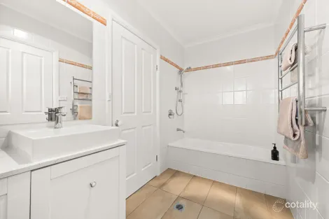 Property photo of 25 McAuliffe Court Nicholls ACT 2913