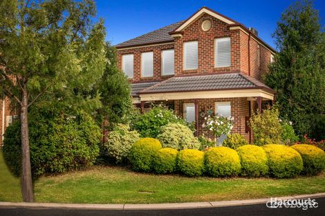 Property photo of 8 Braelands Close Caroline Springs VIC 3023