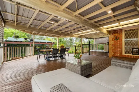 Property photo of 60 Aspect Drive Victoria Point QLD 4165
