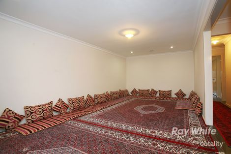 Property photo of 28 Dan Morgan Drive Cranbourne East VIC 3977