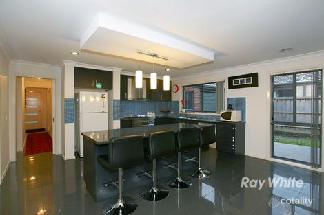 Property photo of 28 Dan Morgan Drive Cranbourne East VIC 3977