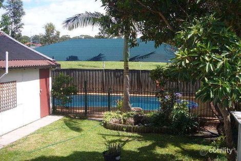 10 Pallamana Pde, Beverly Hills, NSW 2209