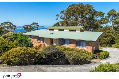 95 Suncoast Dr, Blackmans Bay, TAS 7052