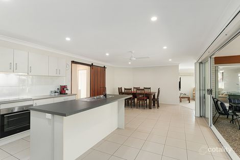 Property photo of 38 Sandheath Place Ningi QLD 4511