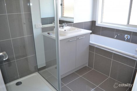 Property photo of 49 Castillo Avenue Clyde North VIC 3978