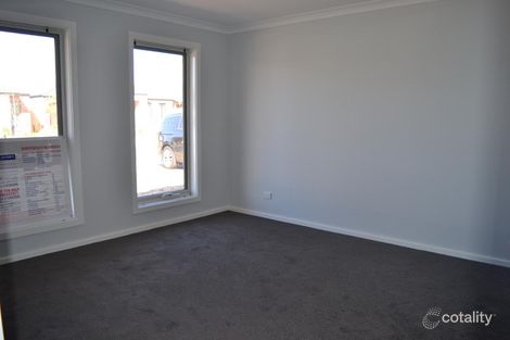 Property photo of 49 Castillo Avenue Clyde North VIC 3978