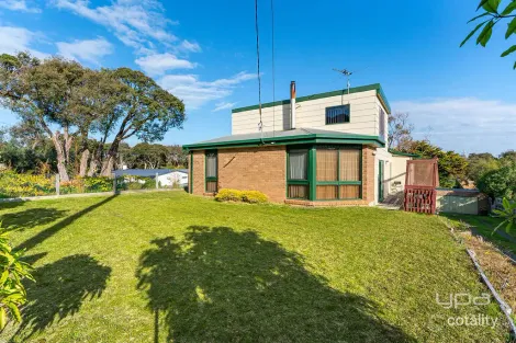 Property photo of 13 Valentine Street Rye VIC 3941