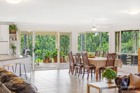 Property photo of 32 Inverpine Court Petrie QLD 4502