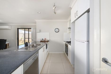 Property photo of 14 Coolabah Close Kelso NSW 2795