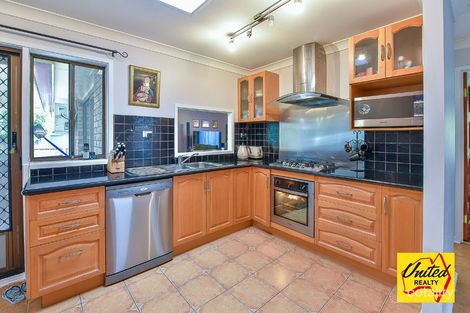 Property photo of 14 Anthony Drive Rosemeadow NSW 2560