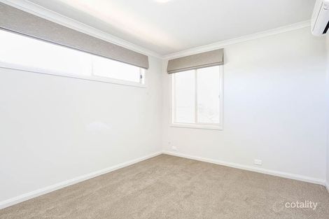 Property photo of 2/22 Avondale Grove Mount Waverley VIC 3149